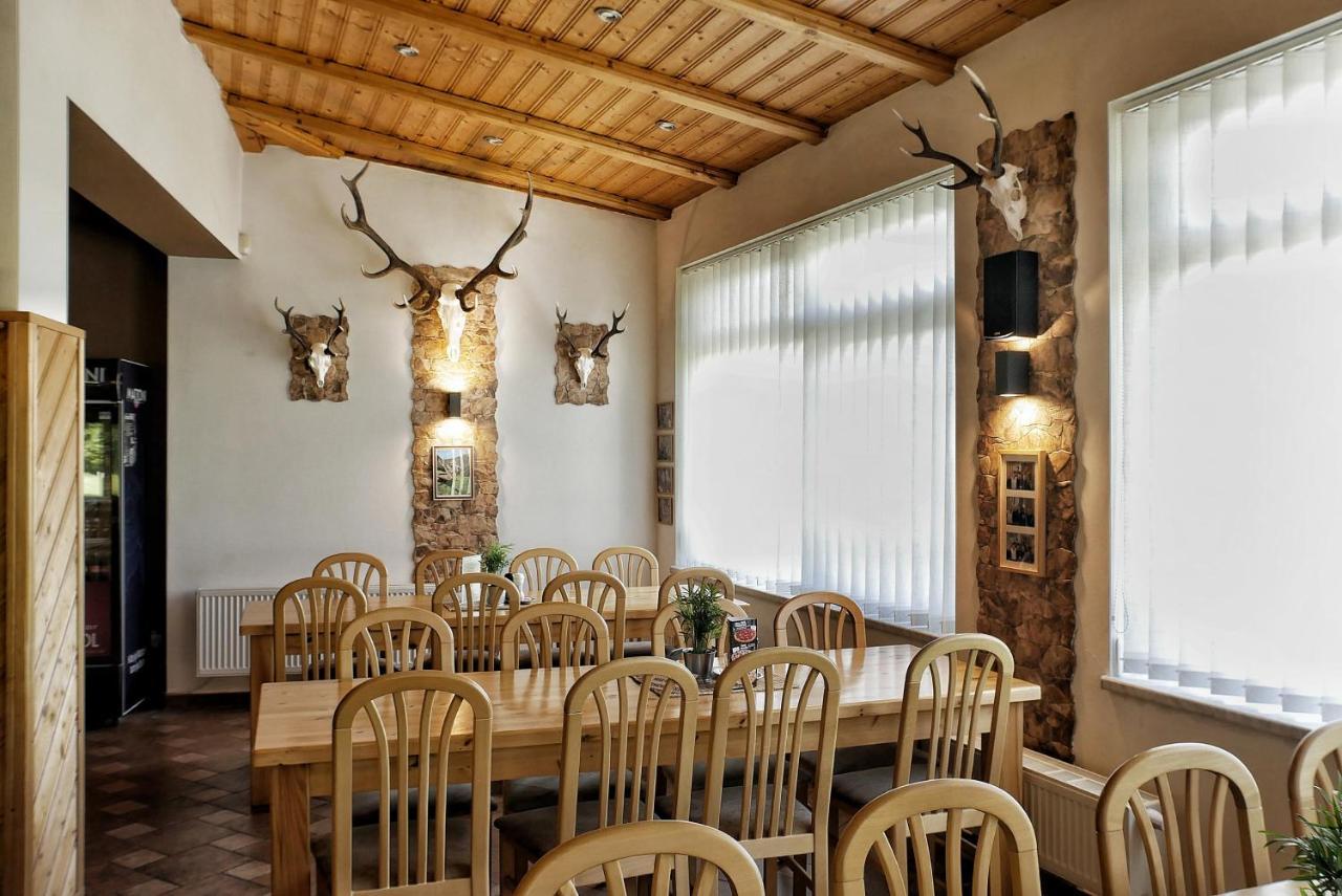 Penzion-Restaurant U Svabku Тахов Екстериор снимка