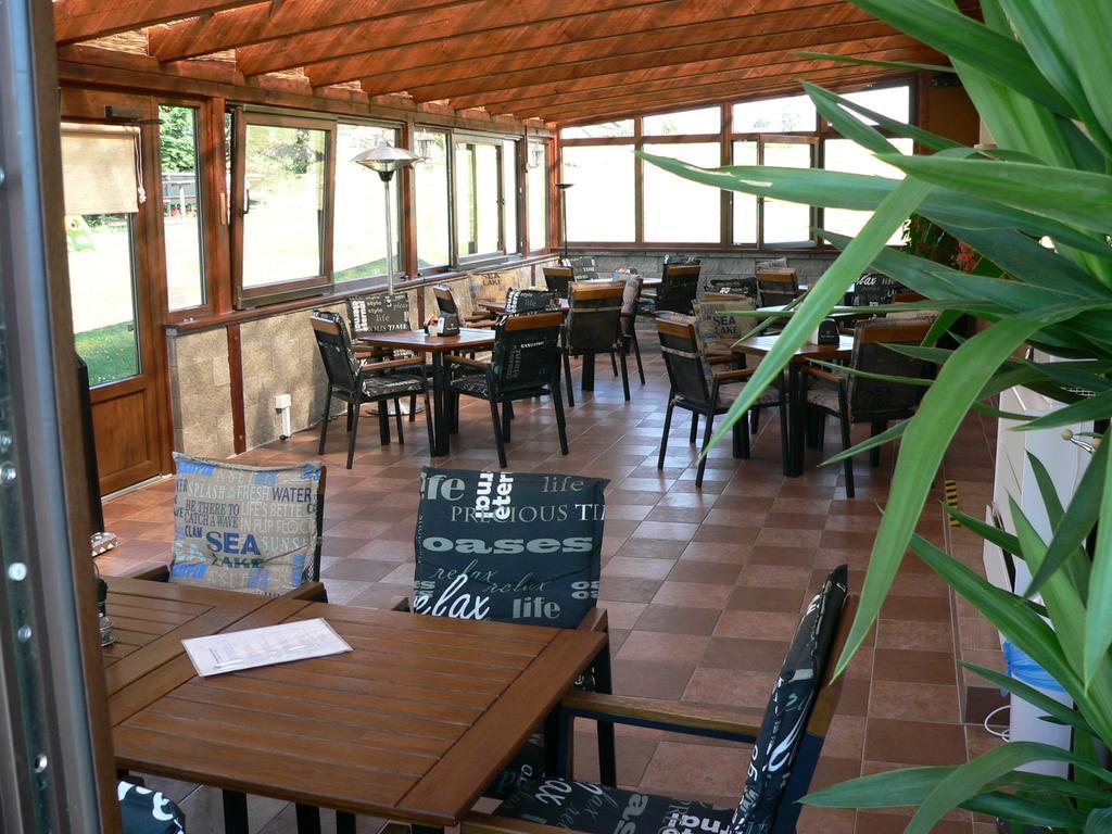 Penzion-Restaurant U Svabku Тахов Екстериор снимка